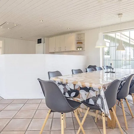 بيت للعطل 12 Person Holiday In Bl Vand