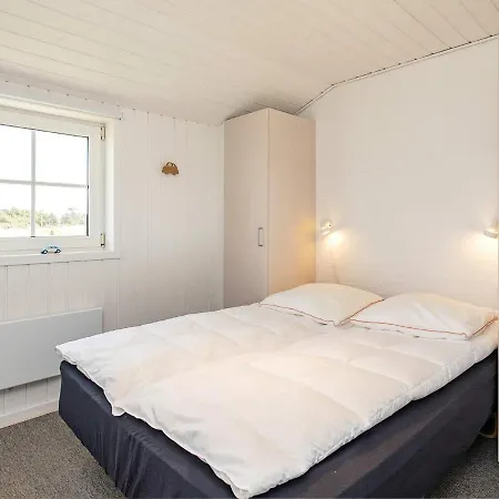 12 Person Holiday In Bl Vand *